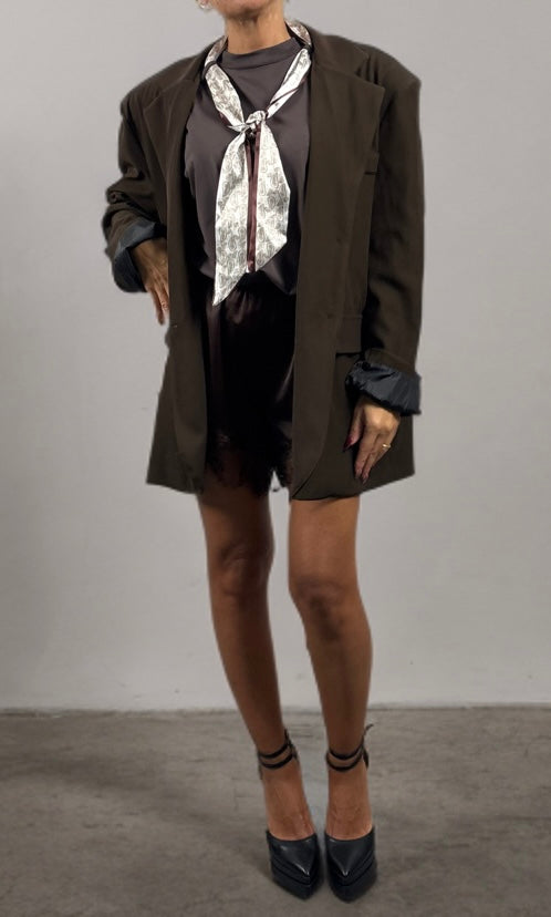 Blazer oversize con spalle strutturate