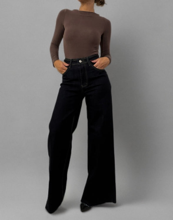 Jeans a palazzo scuro