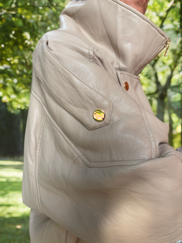 Giacca bomber ecopelle soft touch oversize beige
