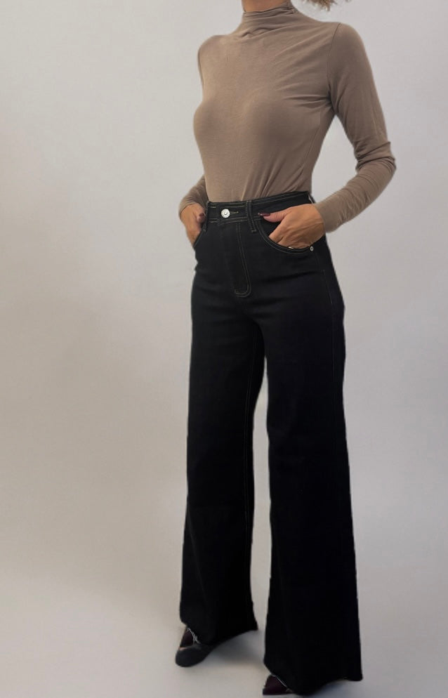 Jeans a palazzo scuro