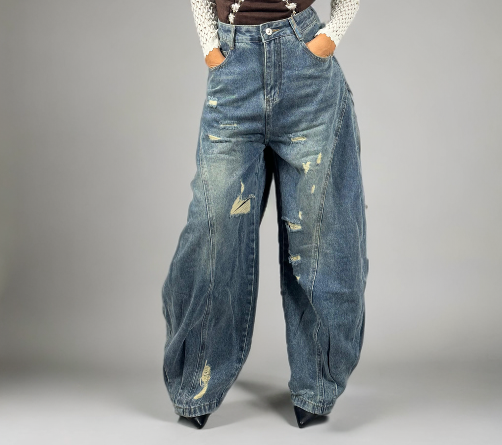 Jeans balloon a vita alta effetto destroyed - Disponibile in 2 colori ModaFilo.com modafilo
