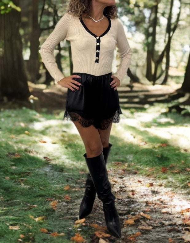 Shorts in satin e pizzo ModaFilo.com modafilo