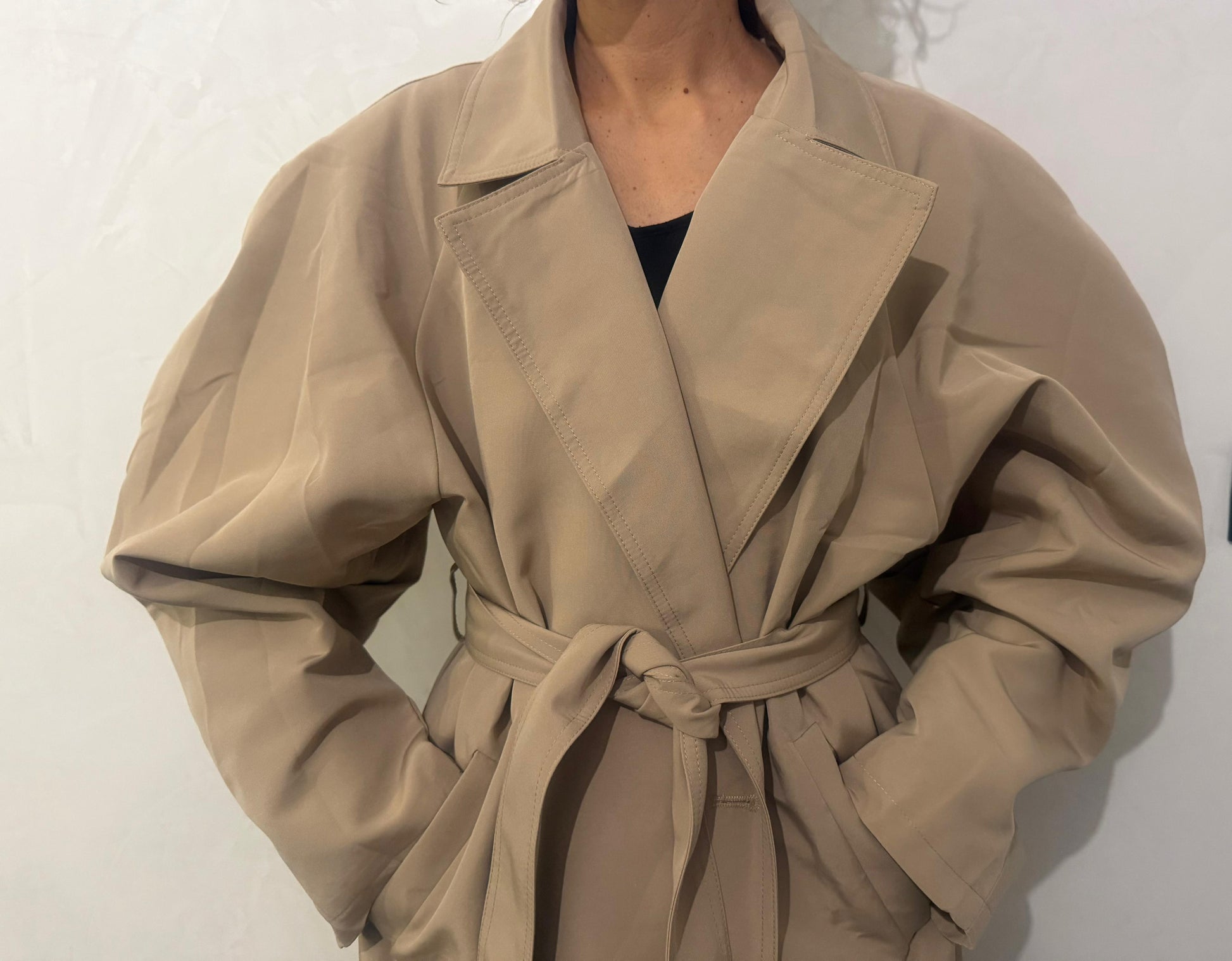 Trench oversize con maniche sbuffo ModaFilo.com modafilo
