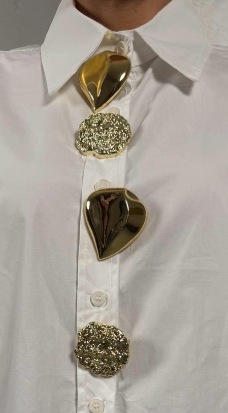 Camicia oversize con spille dorate ModaFilo.com modafilo
