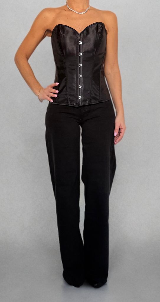 Corsetto effetto satin - Disponibile in 2 colori ModaFilo.com modafilo