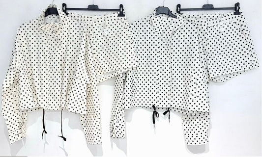 Completo Giacca e Shorts pois bianco e nero