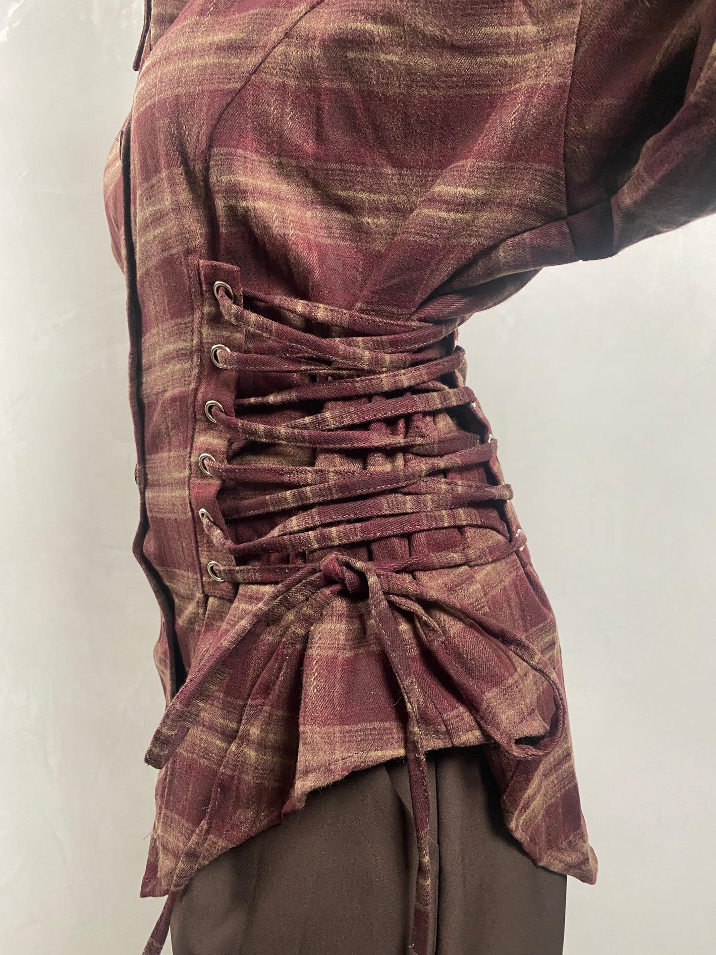 Camicia a quadri con lacci laterali regolabili ModaFilo.com modafilo