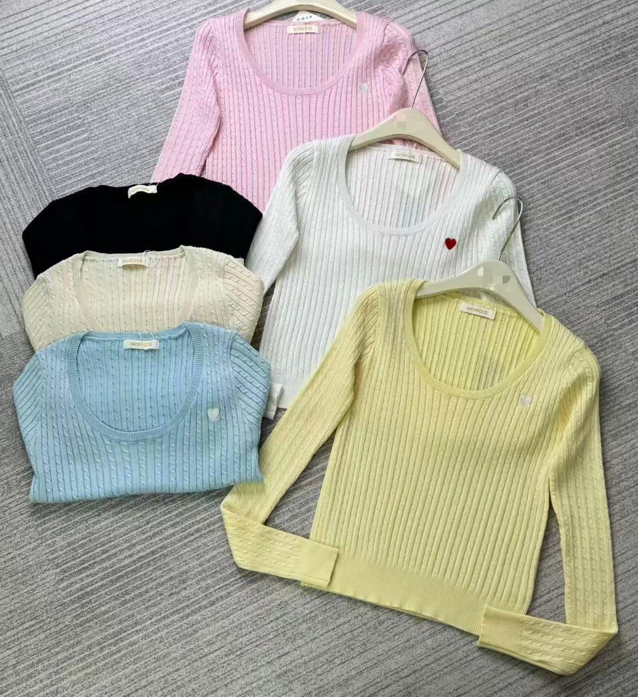 Maglia a trecce con cuore ricamato ModaFilo.com modafilo