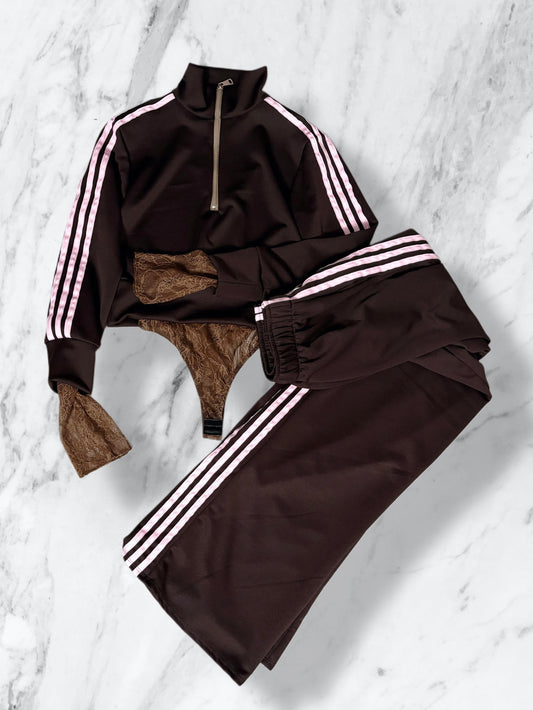 Completo tuta con dettagli in pizzo pink ModaFilo.com modafilo